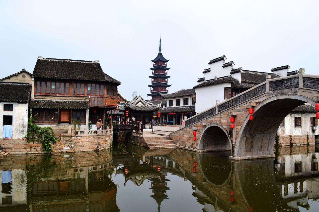 接过千元奖金像局奖杯般激动？当年中超可是五位数美金起步